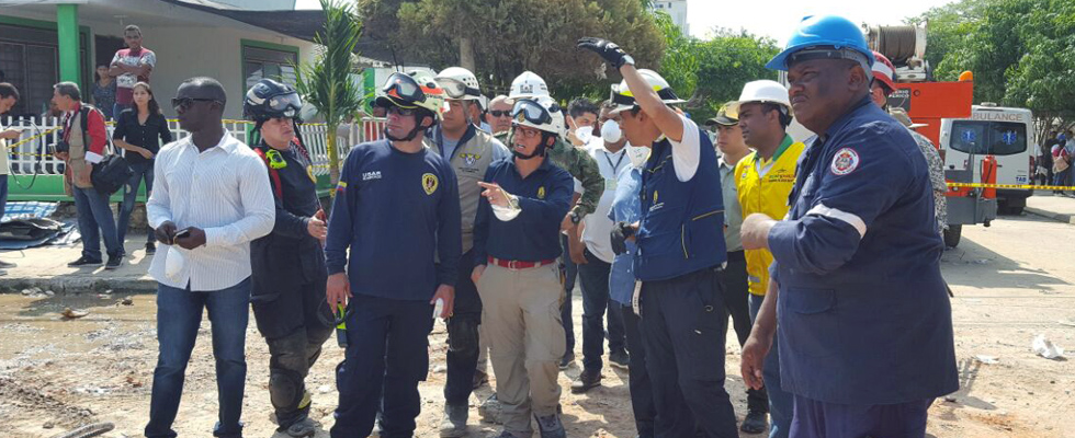 Director de la UNGRD coordina las operaciones de búsqueda y rescate de desaparecidos por el colapso de estructura Cartagena
