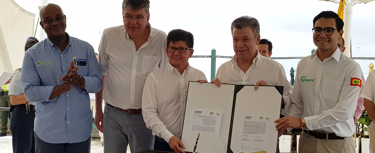 Formalización convenio para el desarrollo del proyecto de erosión costera en Cartagena.
